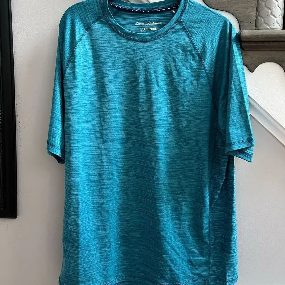 Tommy Bahama IslandZone Blue T-Shirt sz M EUC